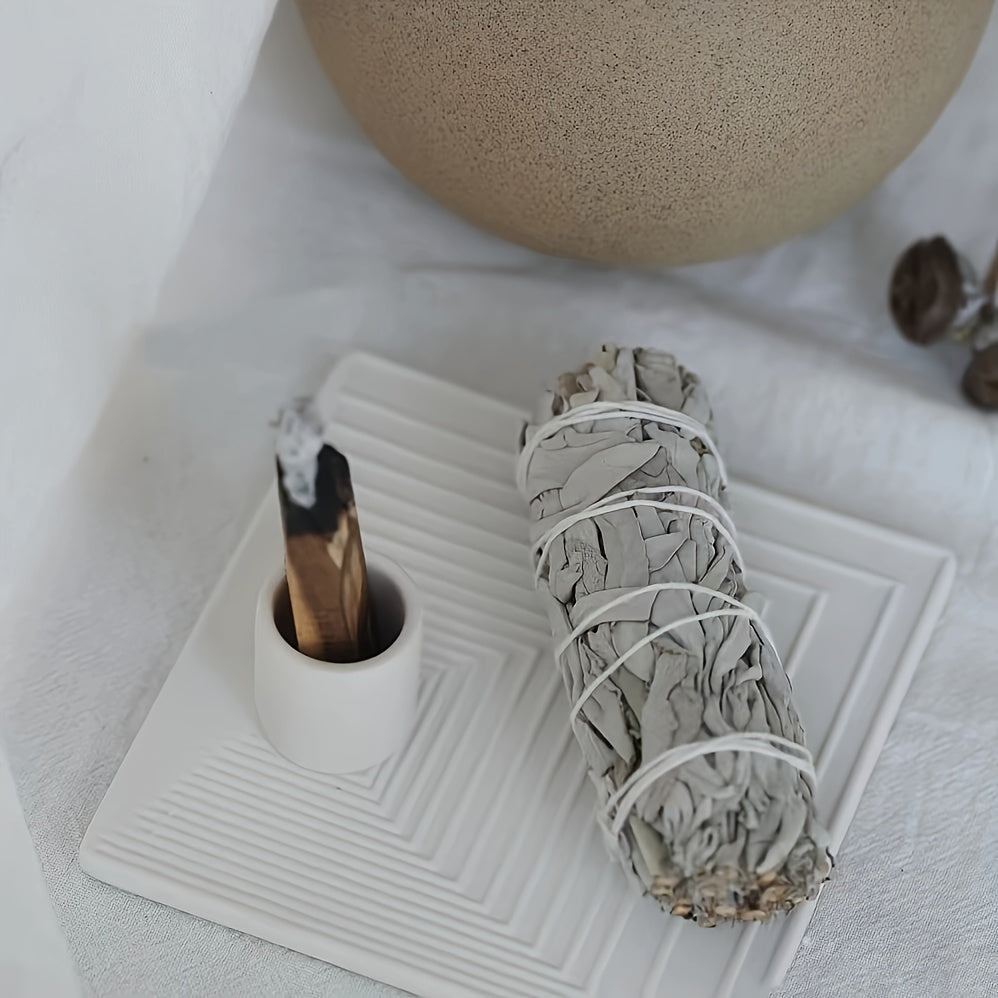 Kit de Purification à la Sauge, 5 Bâtons d'Encens de Sauge Blanche, 2 Pièces de Bois Sacré, 7 Pierres Synthétiques Colorées des Chakras | Essentiels Rituels Artisanaux, Collection Cadeau de Luxe
