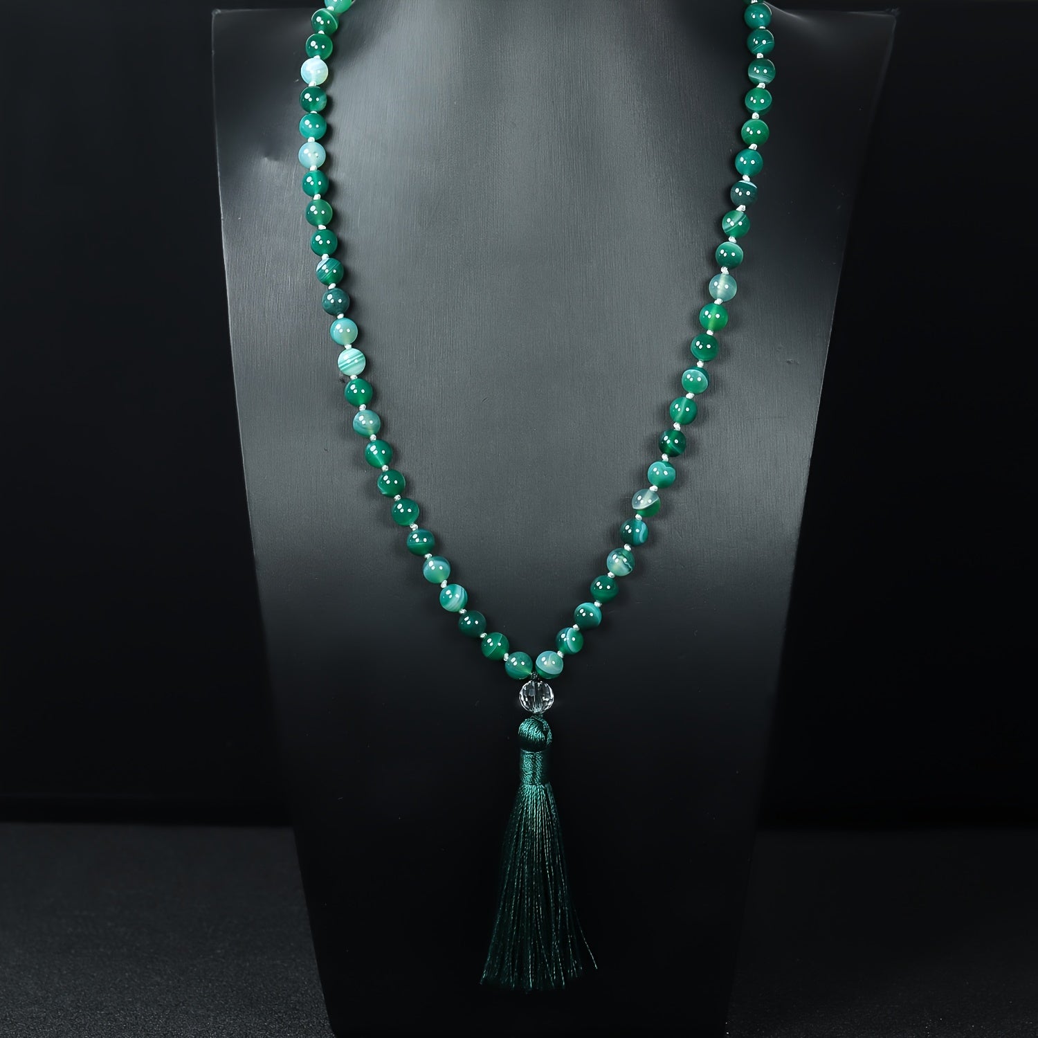 Collier Mala en Agate Naturelle de 108 Perles Noué à la Main avec Pendentif Pompon, Convient pour le Port Quotidien et les Chaînes Pull