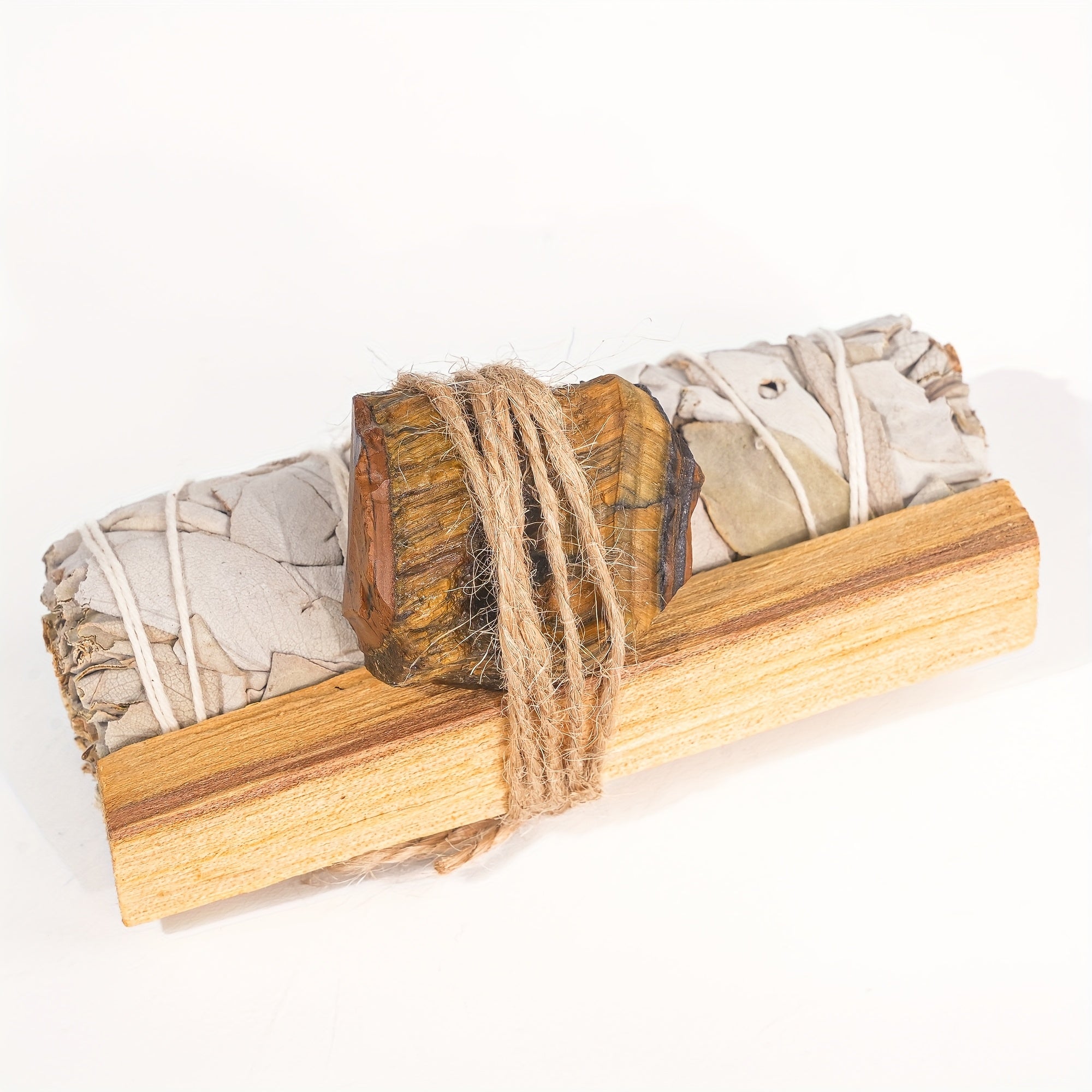 Cristaux naturels, sauge blanche et bois de Palo Santo, idéals pour le nettoyage domestique. Cadeau parfait offert aux parents ou amis, présentés dans une écrin célébrant les fêtes du Nouvel An, camping , décoration jardin, dîner romanesque au clair-de-lu